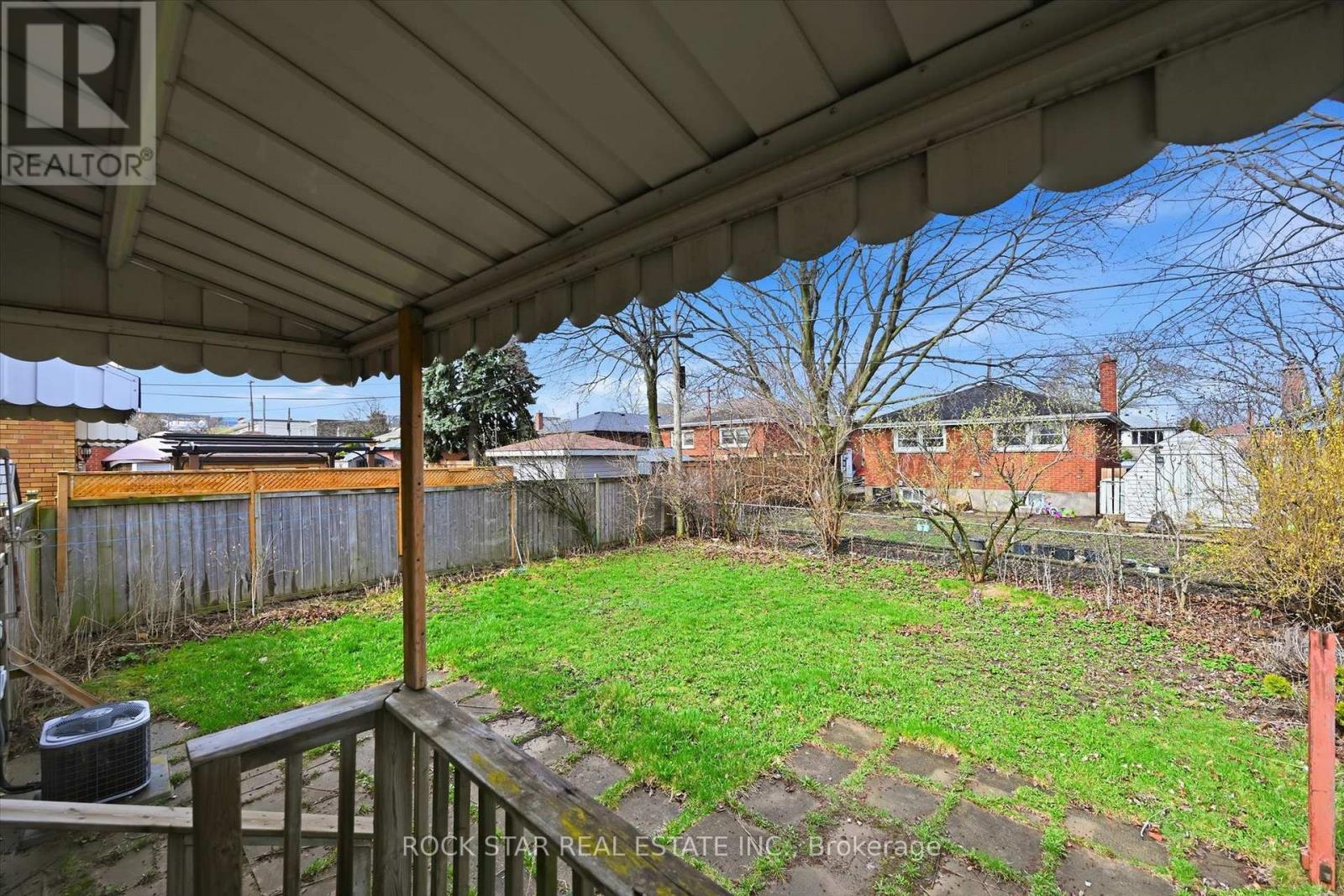 324 East 33rd Street, Hamilton, Ontario  L8V 3T8 - Photo 19 - X13010928