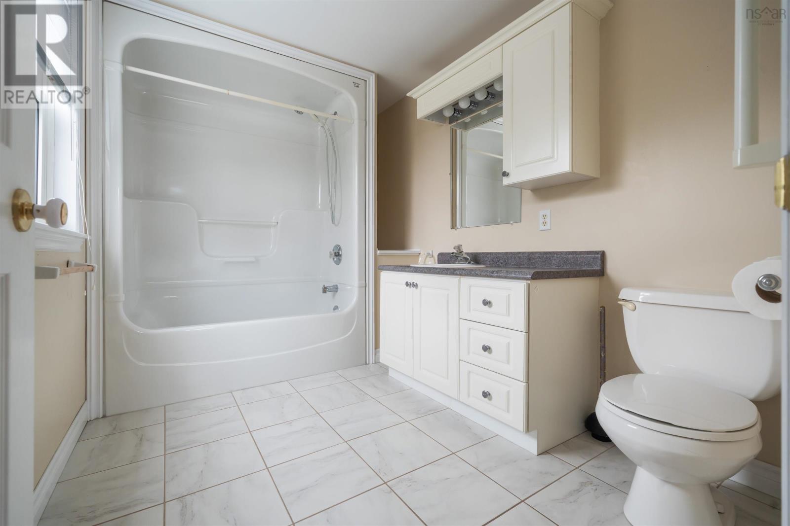 74 Louisburg Lane, Dartmouth, Nova Scotia  B2W 3B1 - Photo 26 - 202607738