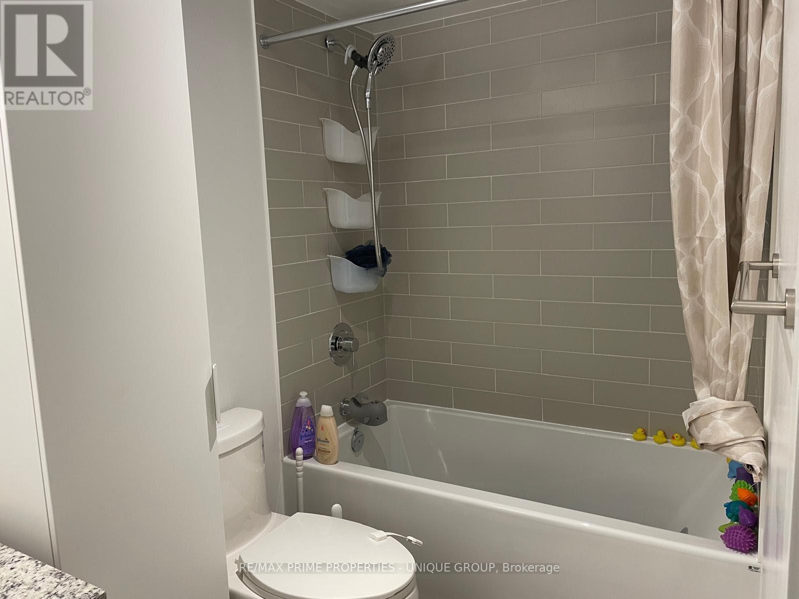 116 Varna Drive, Toronto, Ontario  M6H 0C8 - Photo 14 - C12987652