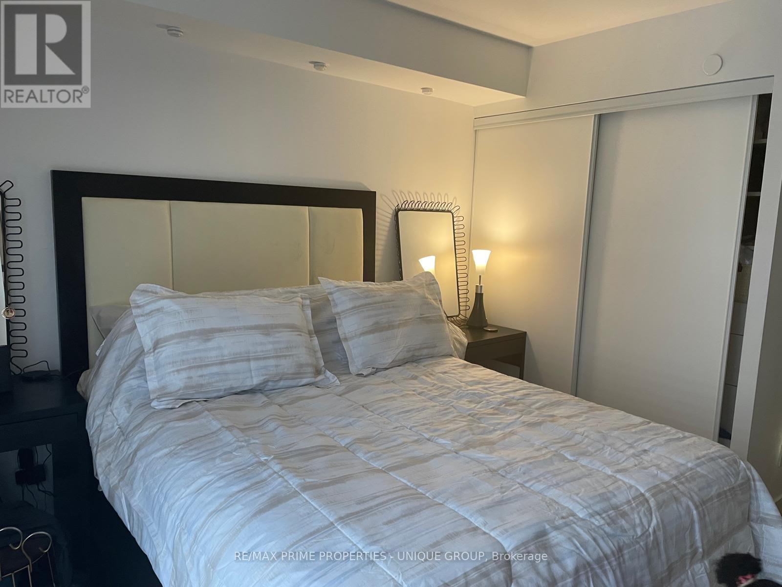 116 Varna Drive, Toronto, Ontario  M6H 0C8 - Photo 9 - C12987652