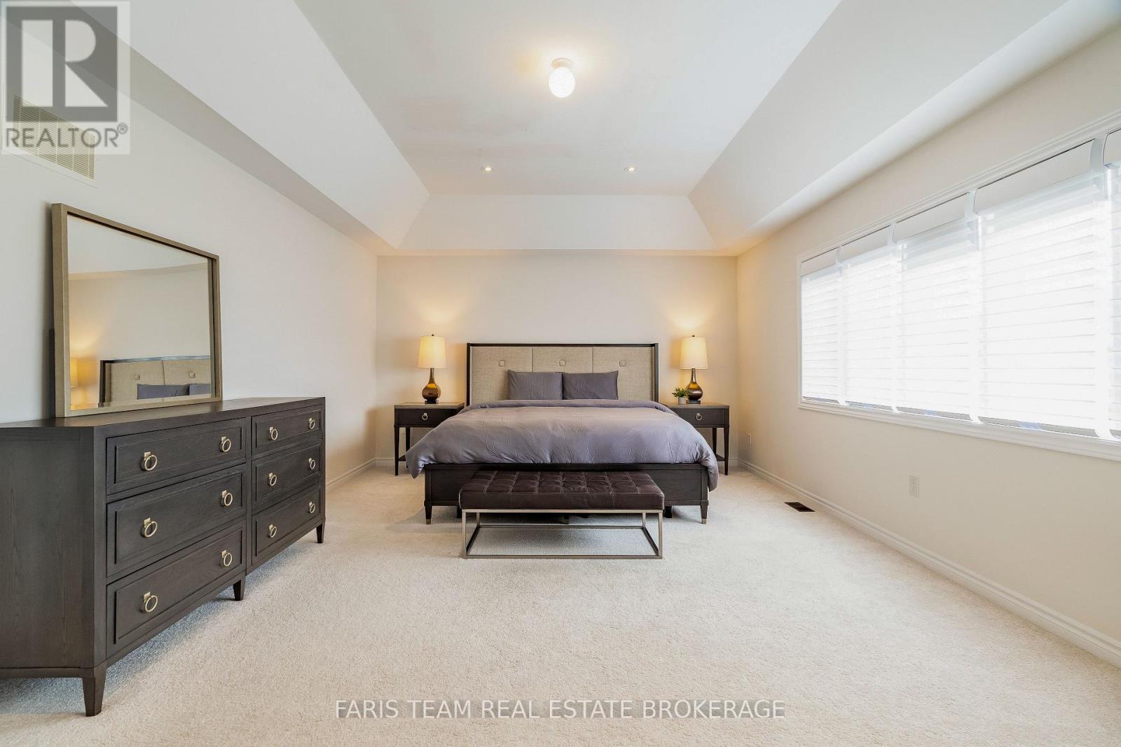 1559 Farrow Crescent, Innisfil, Ontario  L9S 0L6 - Photo 24 - N12994818