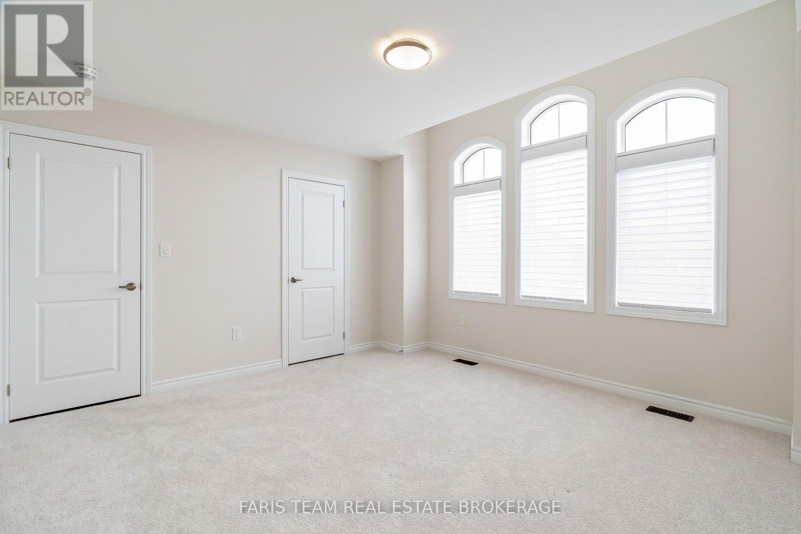 1559 Farrow Crescent, Innisfil, Ontario  L9S 0L6 - Photo 31 - N12994818