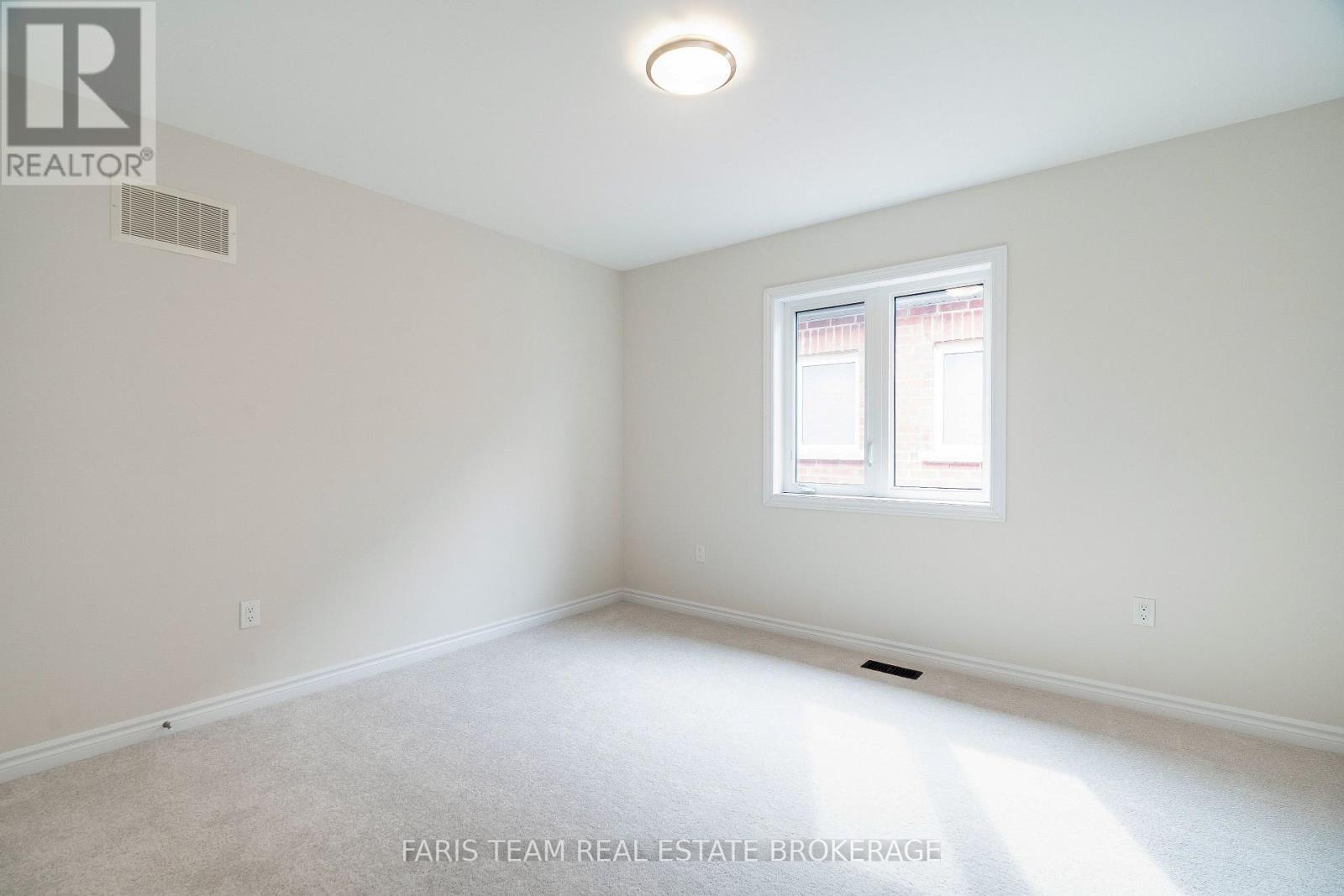 1559 Farrow Crescent, Innisfil, Ontario  L9S 0L6 - Photo 33 - N12994818