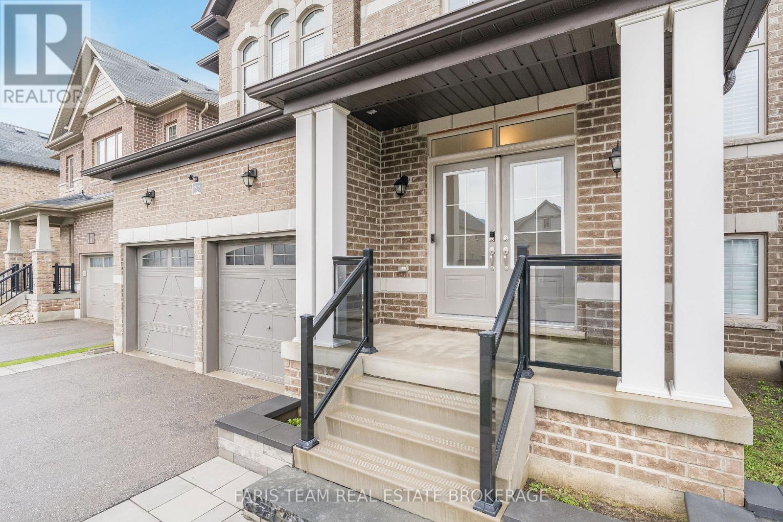 1559 Farrow Crescent, Innisfil, Ontario  L9S 0L6 - Photo 5 - N12994818