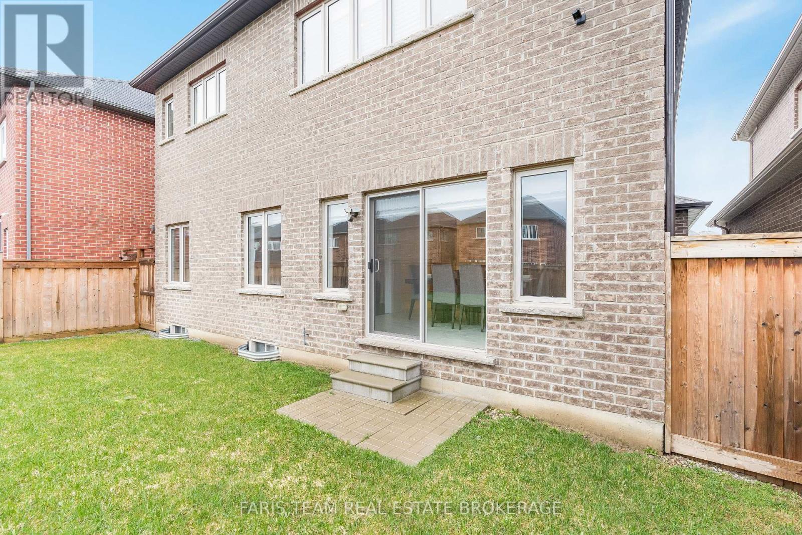 1559 Farrow Crescent, Innisfil, Ontario  L9S 0L6 - Photo 41 - N12994818