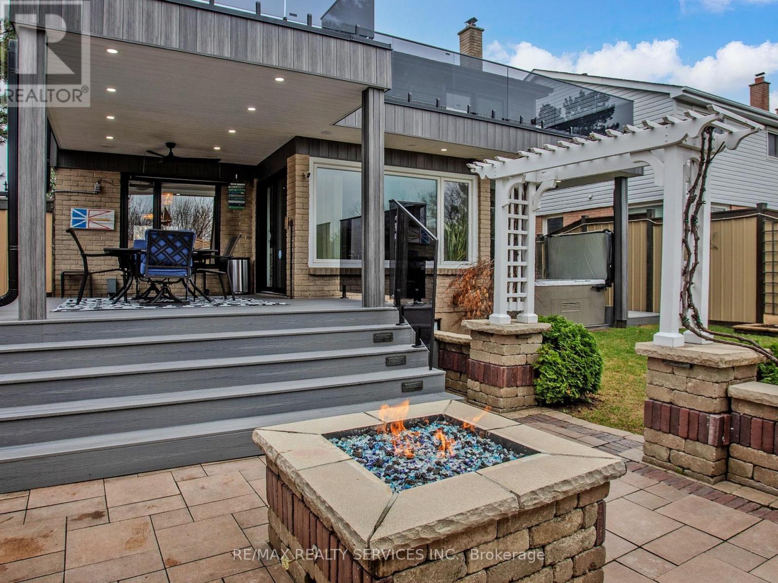 55 Northampton Street, Brampton, Ontario  L6S 3Z6 - Photo 45 - W13008372