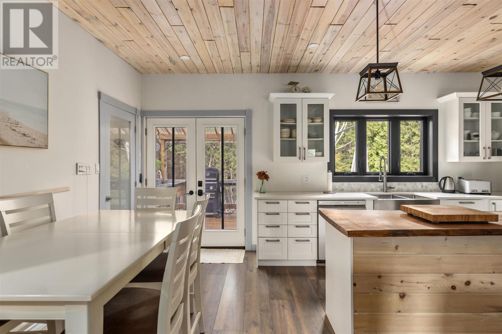 12 Lake Dr, Blind River, Ontario  P0R 1B0 - Photo 12 - SM260640