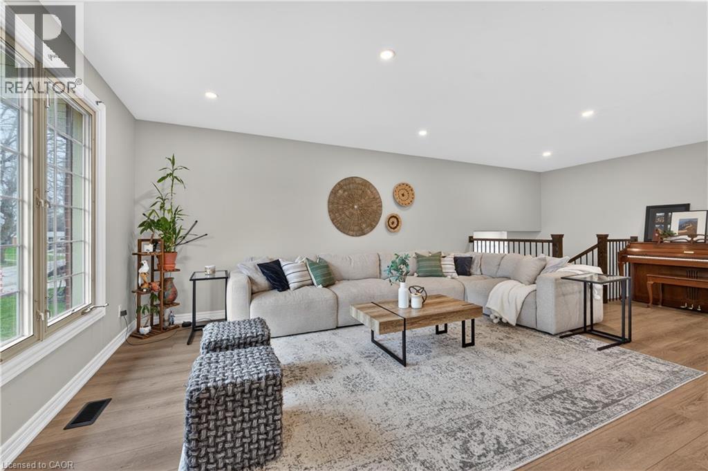 4199 Highland Park Drive, Beamsville, Ontario  L3J 0K3 - Photo 6 - 40821592