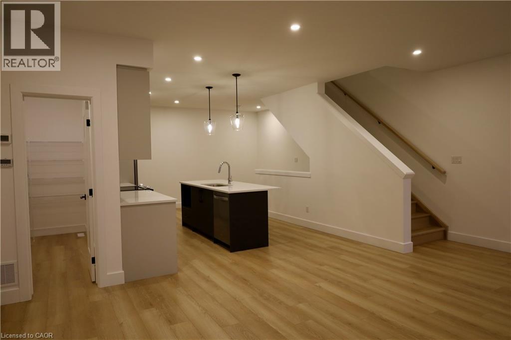 4255 Lismer Lane Unit# 17, London, Ontario  N6L 0B9 - Photo 11 - 40821503