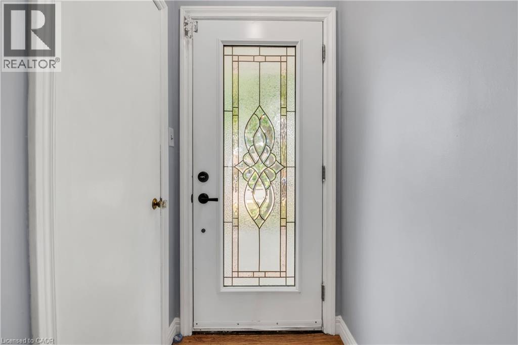 446 East 36th Street, Hamilton, Ontario  L8V 4A5 - Photo 6 - 40820598