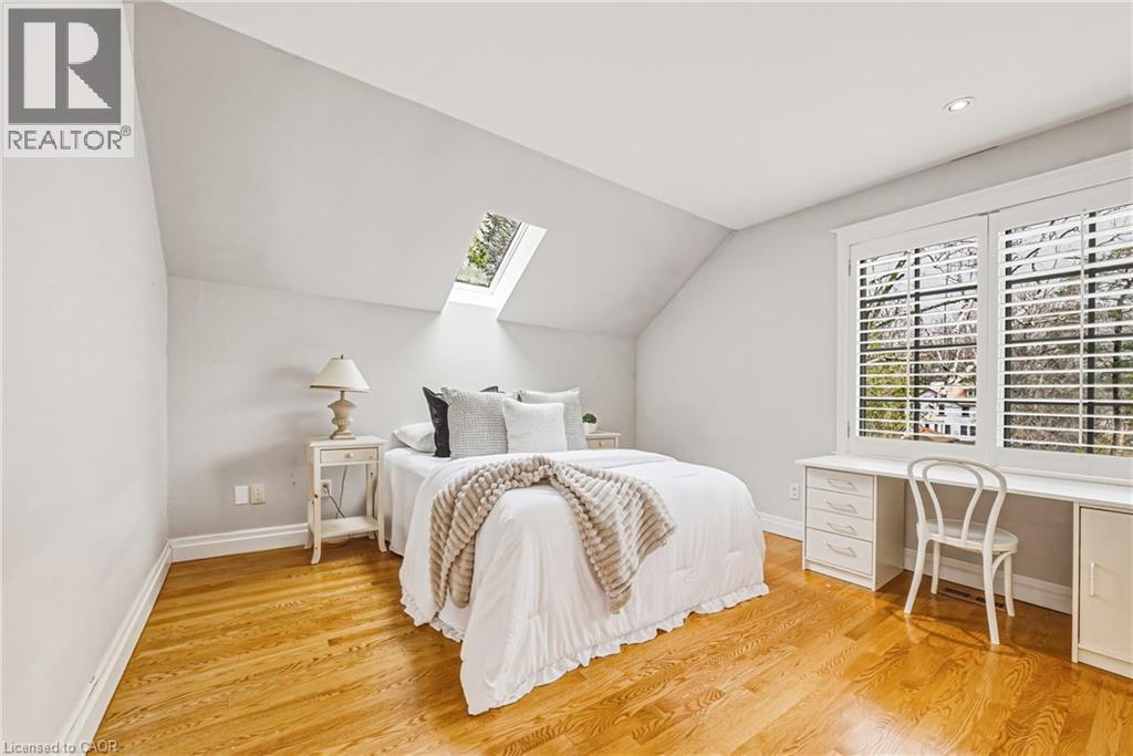 7 Colonial Crescent, Oakville, Ontario  L6J 4K8 - Photo 32 - 40819542