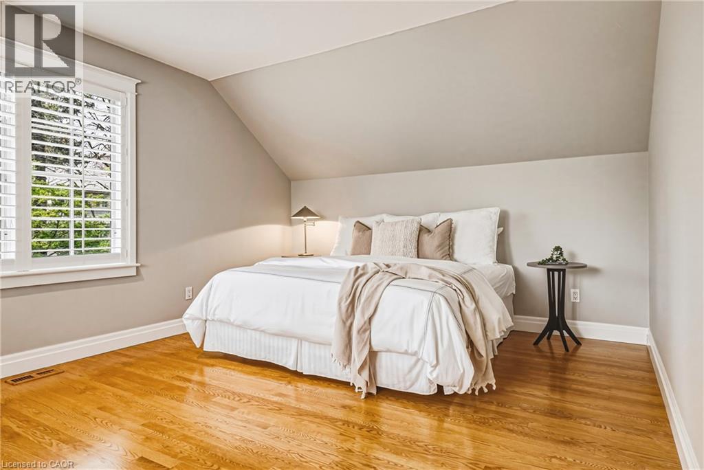 7 Colonial Crescent, Oakville, Ontario  L6J 4K8 - Photo 36 - 40819542