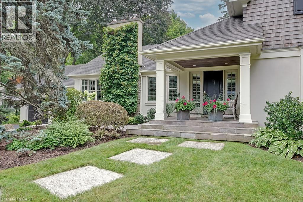 7 Colonial Crescent, Oakville, Ontario  L6J 4K8 - Photo 4 - 40819542