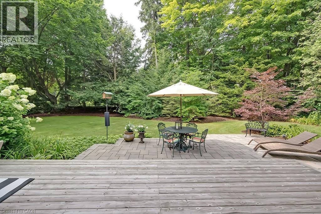 7 Colonial Crescent, Oakville, Ontario  L6J 4K8 - Photo 45 - 40819542