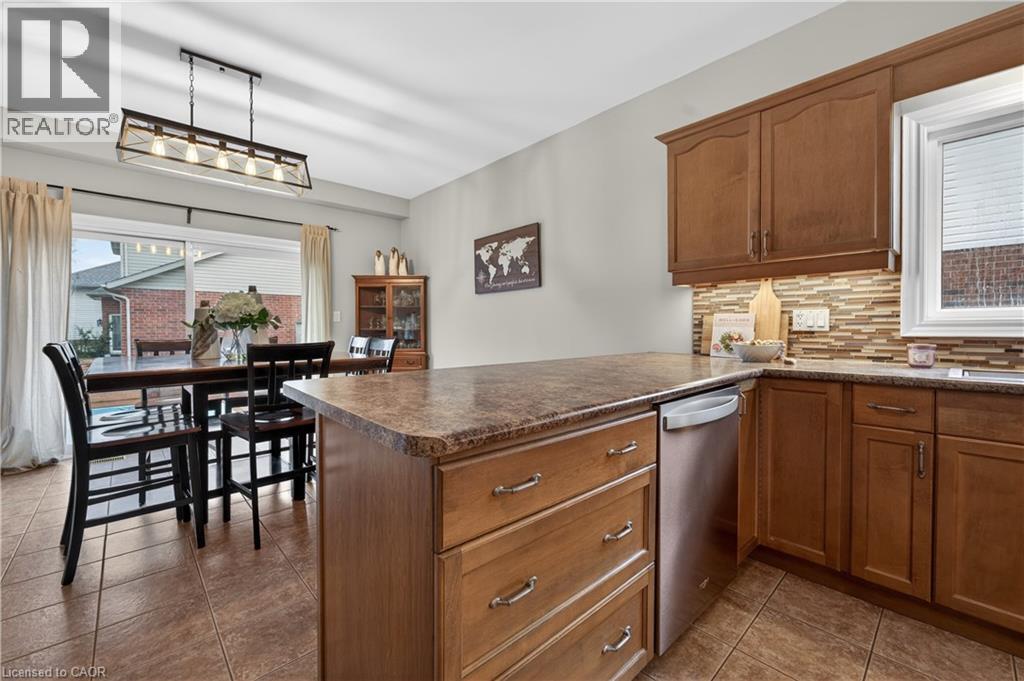 4071 Bush Crescent, Beamsville, Ontario  L3J 0G7 - Photo 8 - 40815403