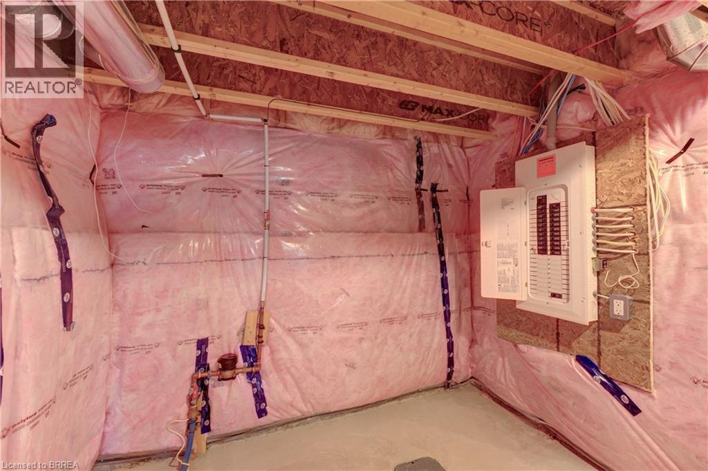 2 Copeman Avenue, Brantford, Ontario  N3V 0B3 - Photo 34 - 40820412