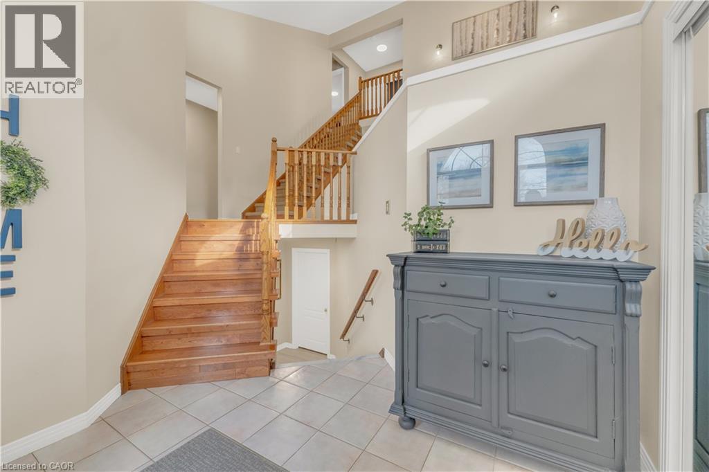 74 Laurendale Avenue, Waterdown, Ontario  L8B 0M6 - Photo 8 - 40821081