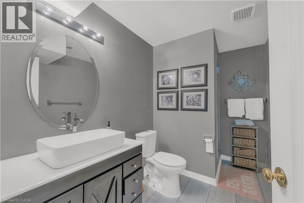 74 Laurendale Avenue, Waterdown, Ontario  L8B 0M6 - Photo 47 - 40821081