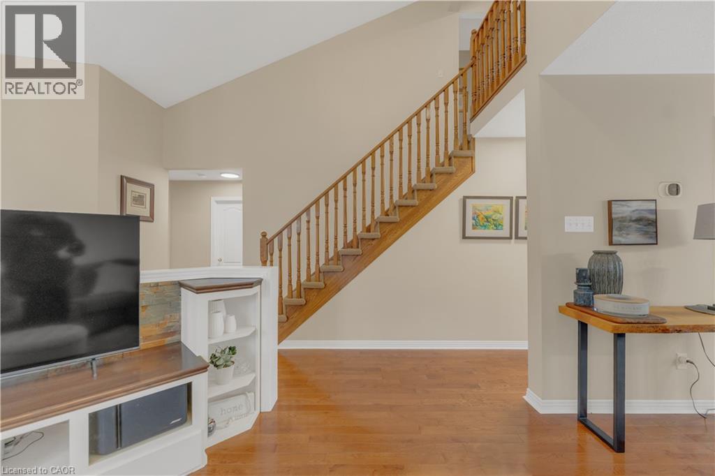 74 Laurendale Avenue, Waterdown, Ontario  L8B 0M6 - Photo 29 - 40821081