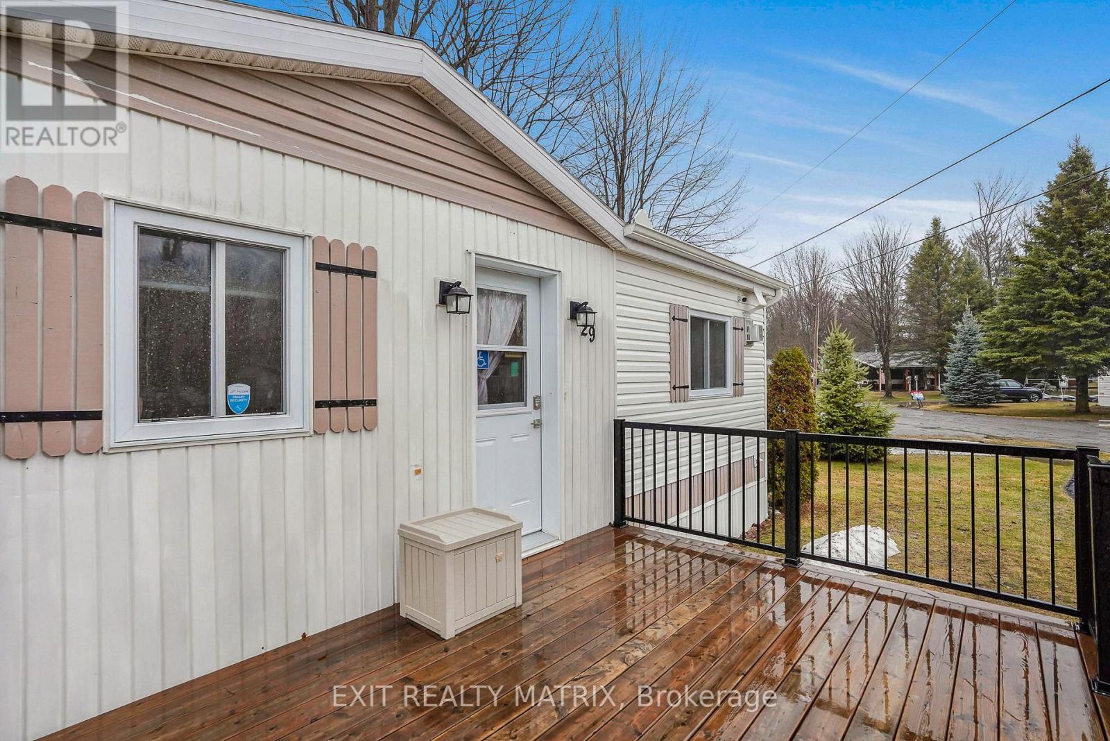 29-5279 County Rd 17 Road, Alfred And Plantagenet, Ontario  K0B 1A0 - Photo 3 - X13011066