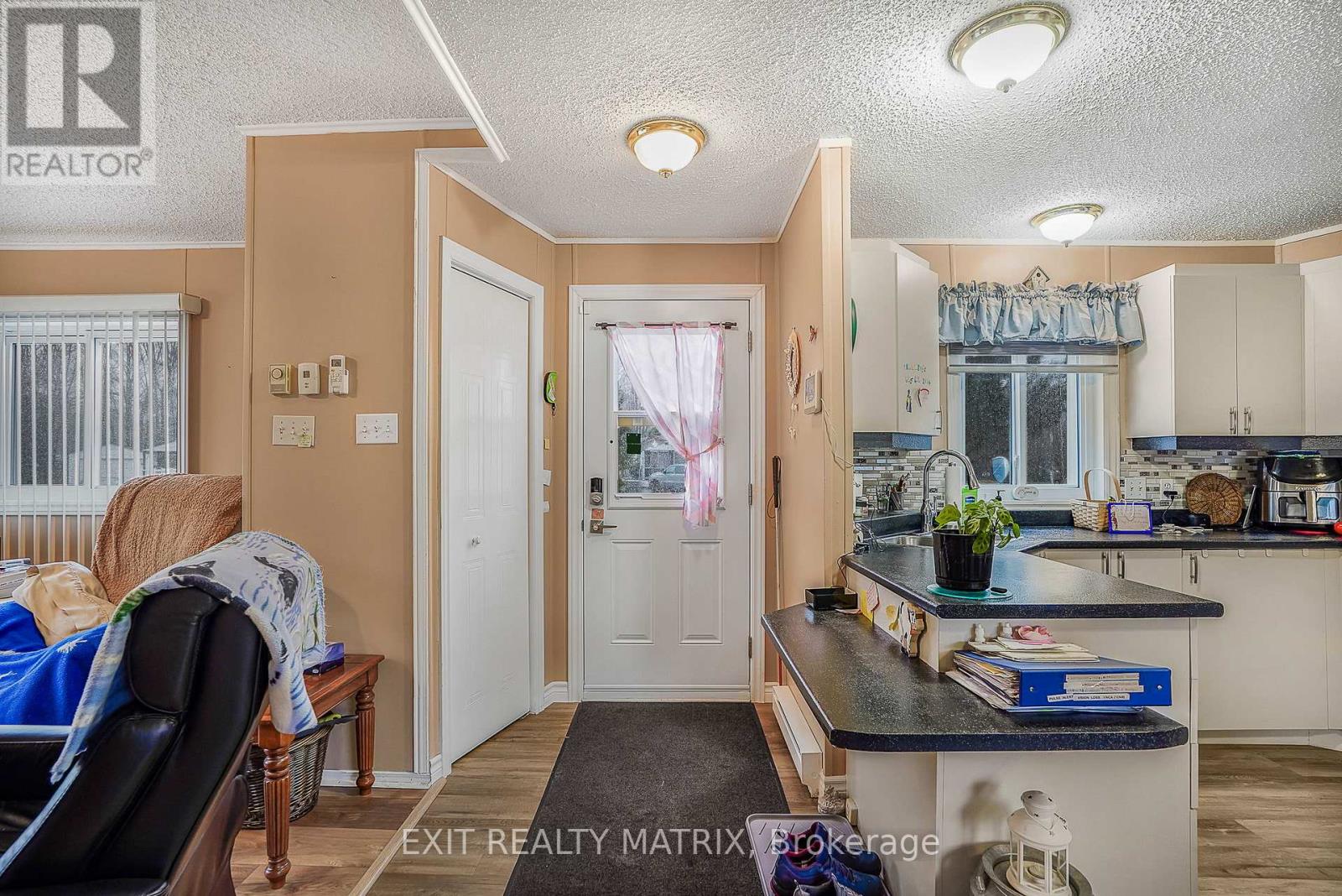 29-5279 County Rd 17 Road, Alfred And Plantagenet, Ontario  K0B 1A0 - Photo 4 - X13011066