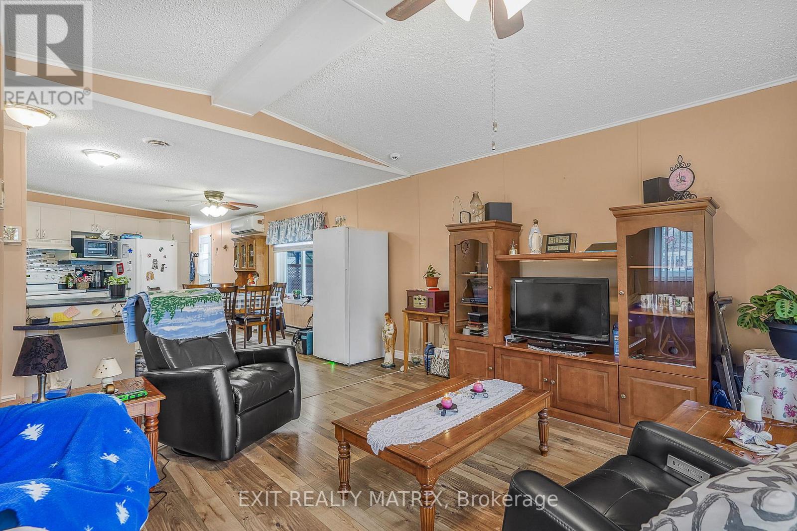 29-5279 County Rd 17 Road, Alfred And Plantagenet, Ontario  K0B 1A0 - Photo 8 - X13011066