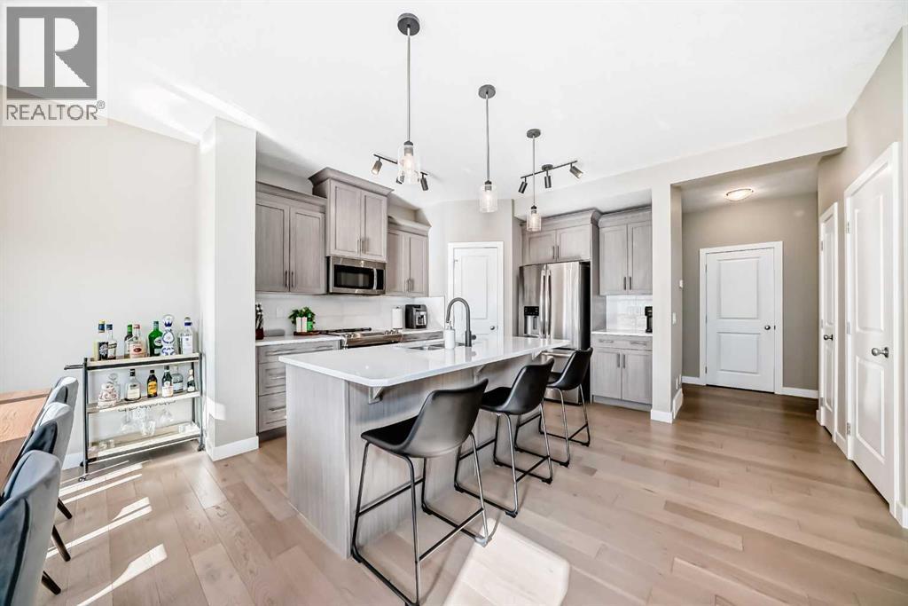 215 Kinniburgh Road, Chestermere, Alberta  T1X 0Y7 - Photo 6 - A2301342