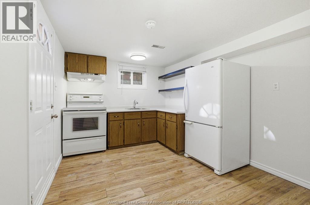 1346 Parent Lower Avenue, Windsor, Ontario  N8X 4J3 - Photo 4 - 26008419