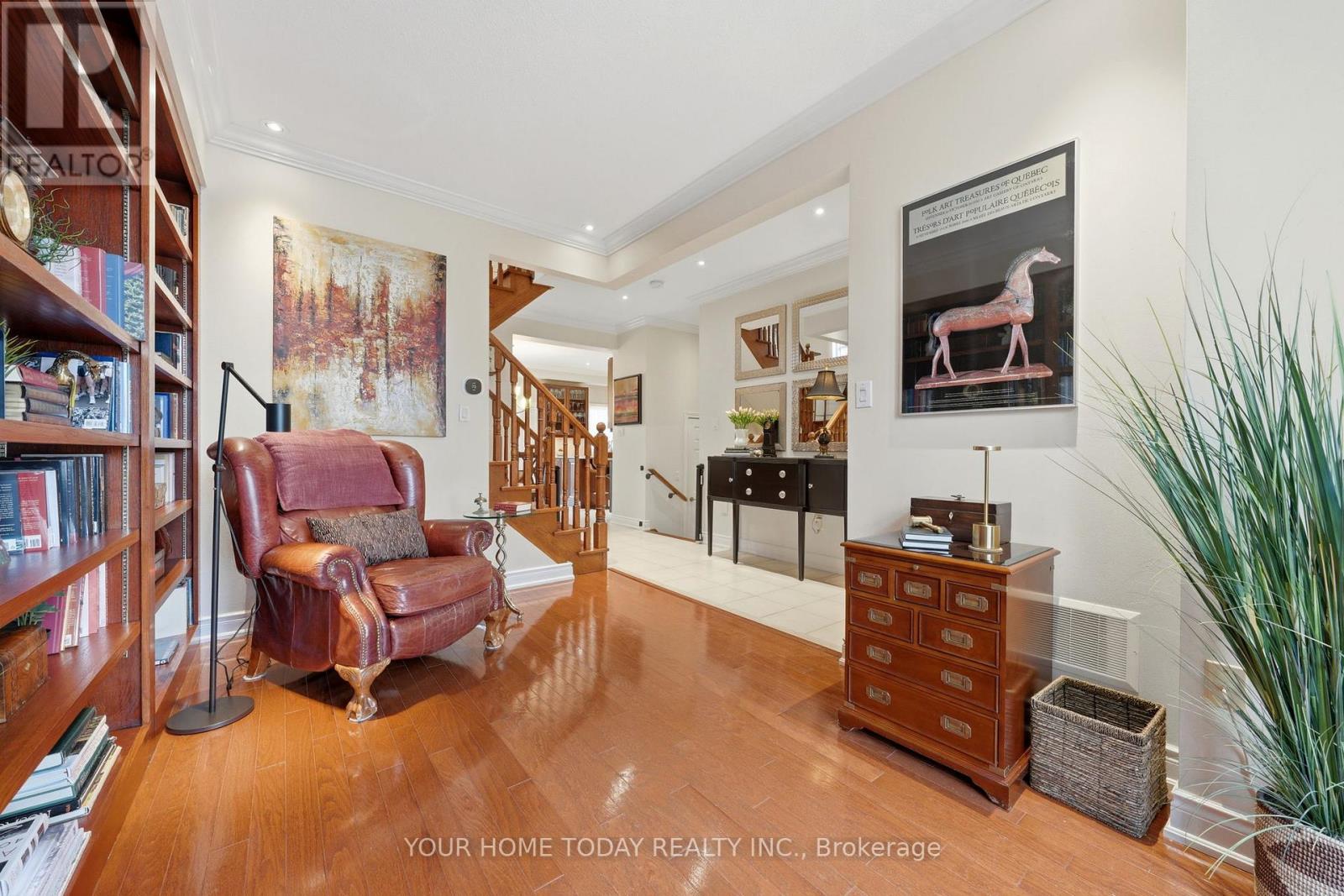 24 Wesleyan Street, Halton Hills, Ontario  L7G 2E1 - Photo 6 - W13007770