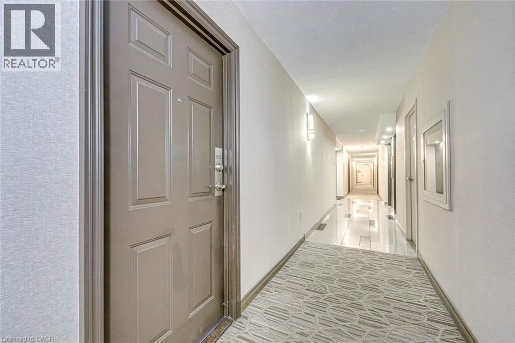 1270 Maple Crossing Boulevard Unit# 1705, Burlington, Ontario  L7S 2J3 - Photo 4 - 40821772