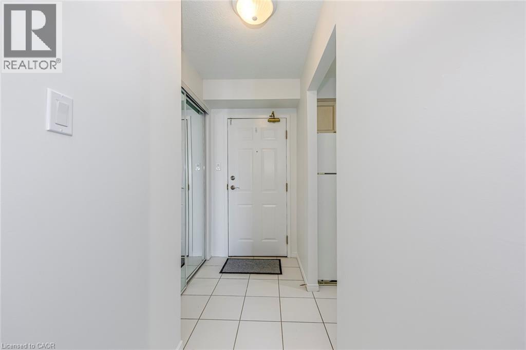 1270 Maple Crossing Boulevard Unit# 1705, Burlington, Ontario  L7S 2J3 - Photo 5 - 40821772