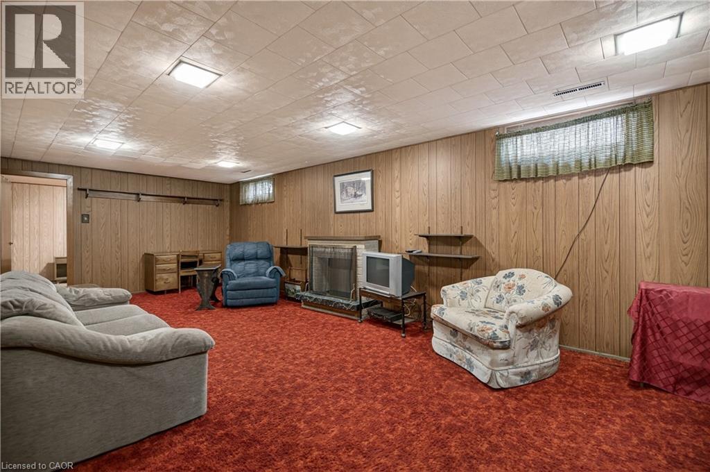 34 Helen Street, Dundas, Ontario  L9H 1N3 - Photo 22 - 40821715