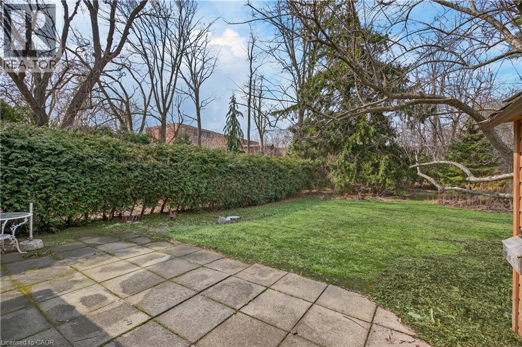 34 Helen Street, Dundas, Ontario  L9H 1N3 - Photo 29 - 40821715