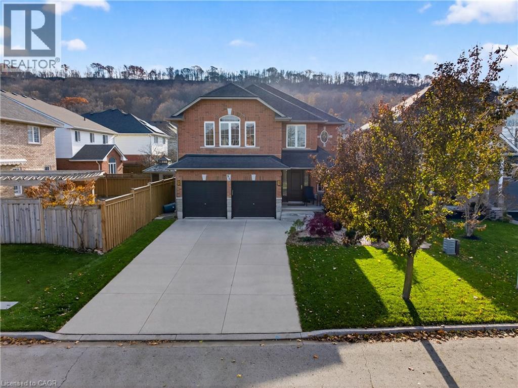 51 Hickory Crescent, Grimsby, Ontario  L3M 5P9 - Photo 1 - 40821613