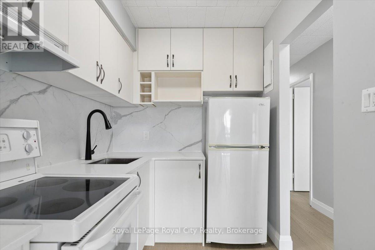 512 - 91 Conroy Crescent, Guelph, Ontario  N1G 2V5 - Photo 8 - X13011026