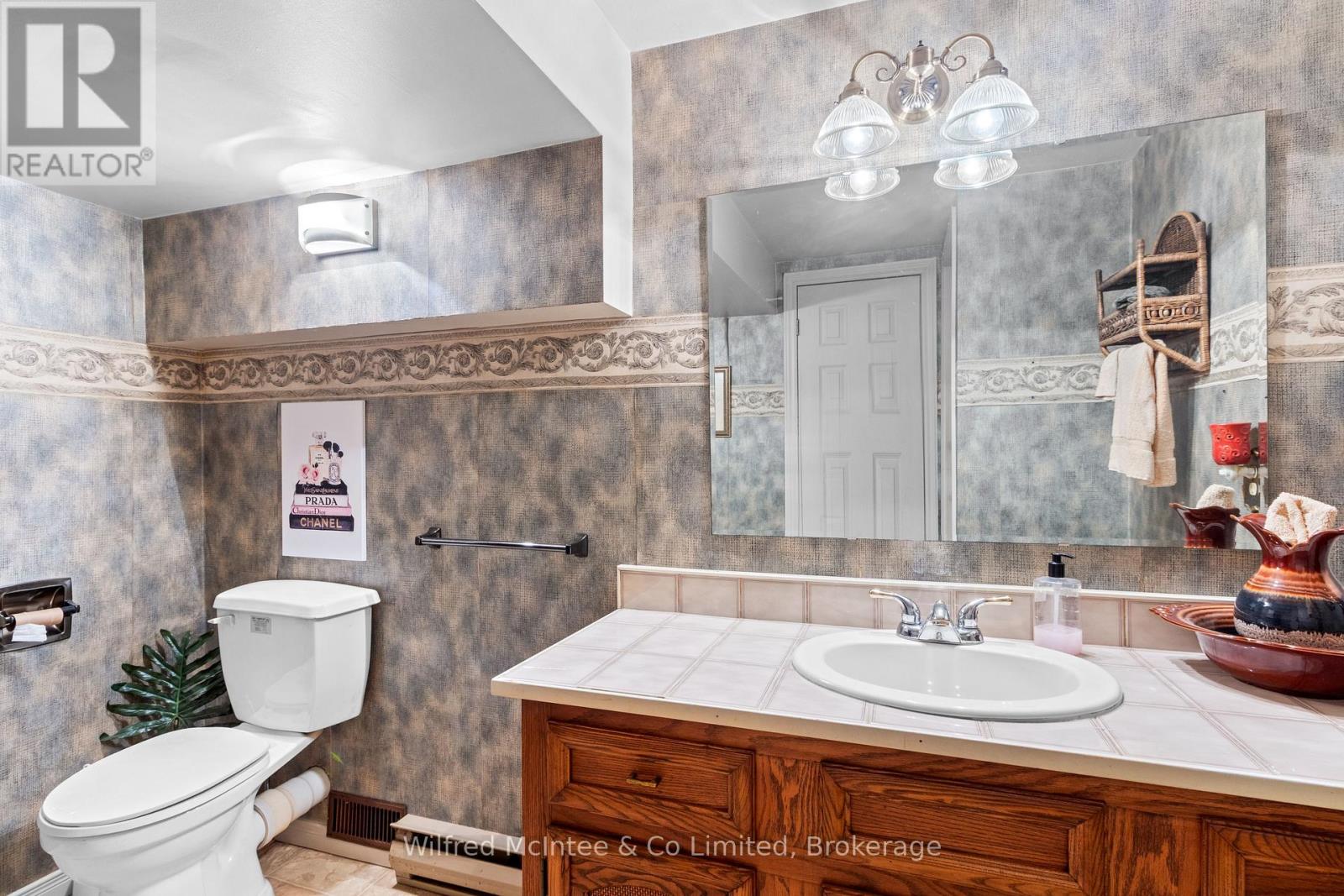 333424 Concession 1, West Grey, Ontario  N0G 1R0 - Photo 27 - X13011092