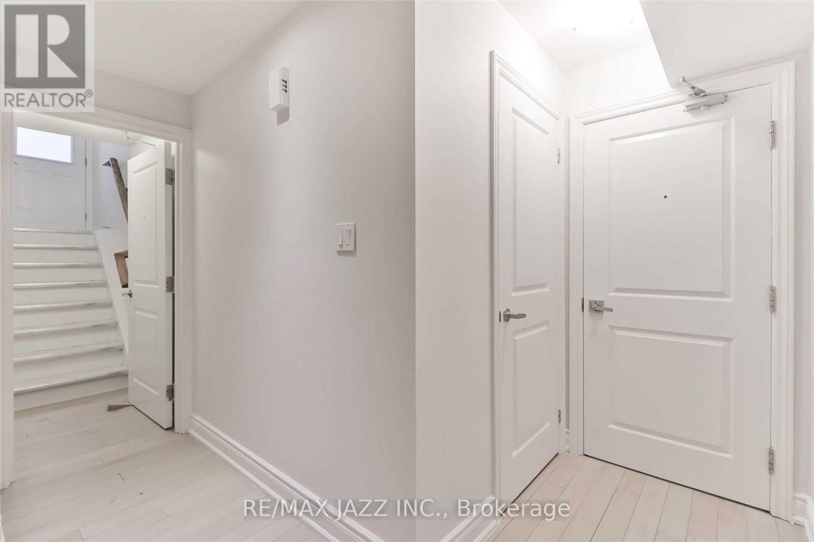 103 - 1303 Bayview Avenue, Toronto, Ontario  M4G 2Z8 - Photo 4 - C13010942