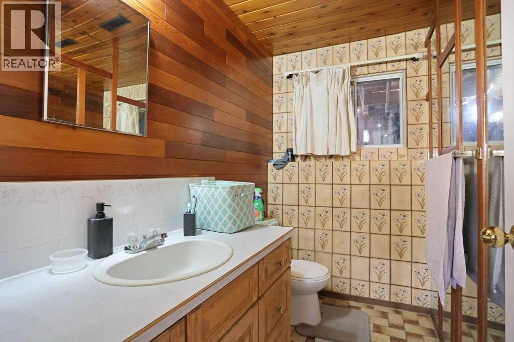 40 Chralesworth Crescent E, Brooks, Alberta  T1R 0H3 - Photo 33 - A2300054