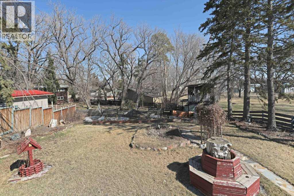 40 Chralesworth Crescent E, Brooks, Alberta  T1R 0H3 - Photo 43 - A2300054