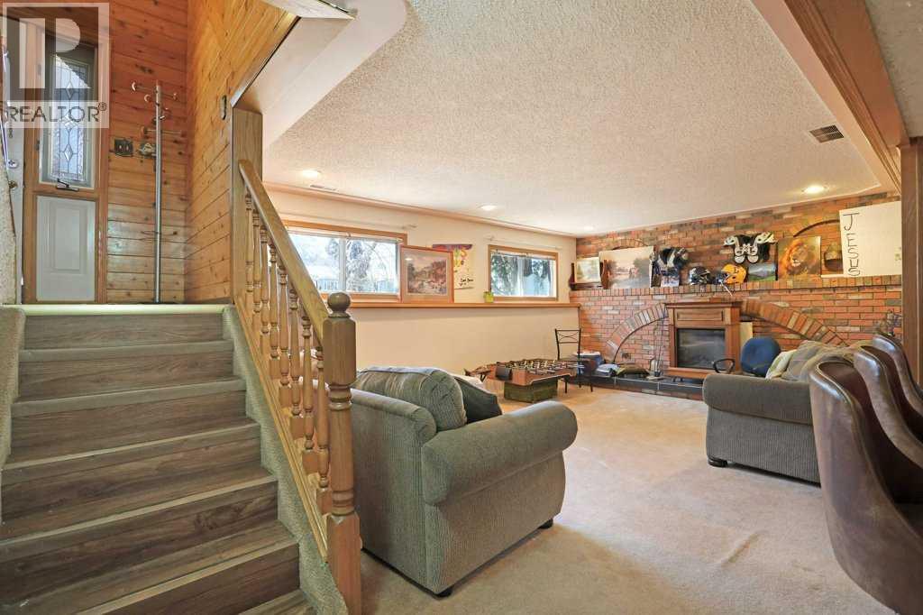 40 Chralesworth Crescent E, Brooks, Alberta  T1R 0H3 - Photo 25 - A2300054