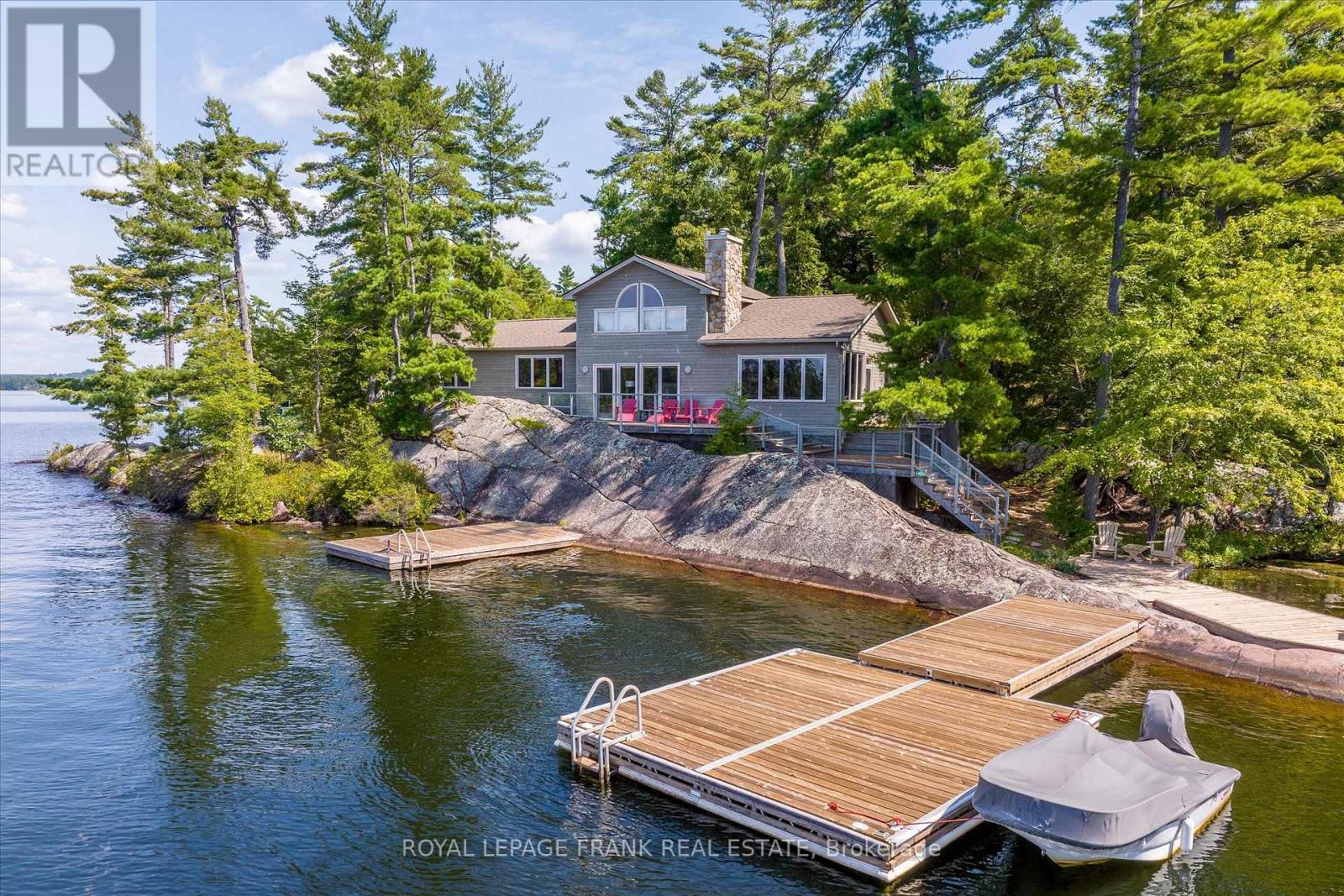 484 Juniper Island, Douro-Dummer, Ontario  K0L 2C0 - Photo 1 - X13011112