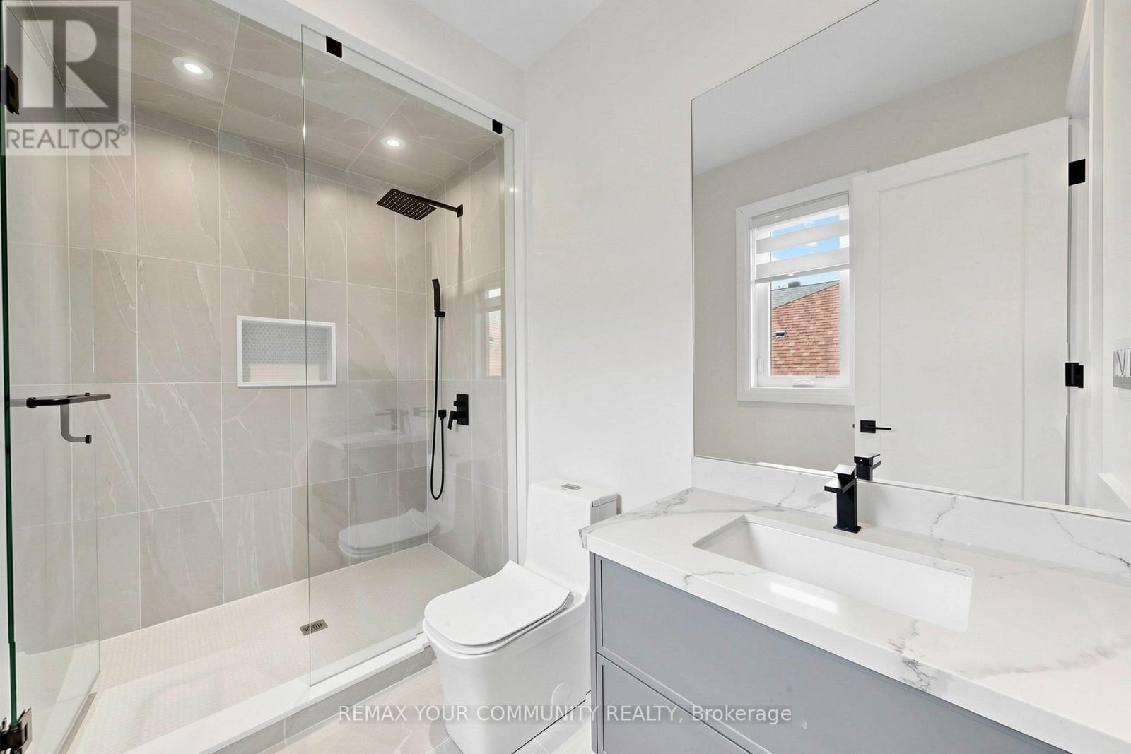 97 Ranee Avenue, Toronto (Englemount-Lawrence), Ontario  M6A 1N1 - Photo 22 - C13010992