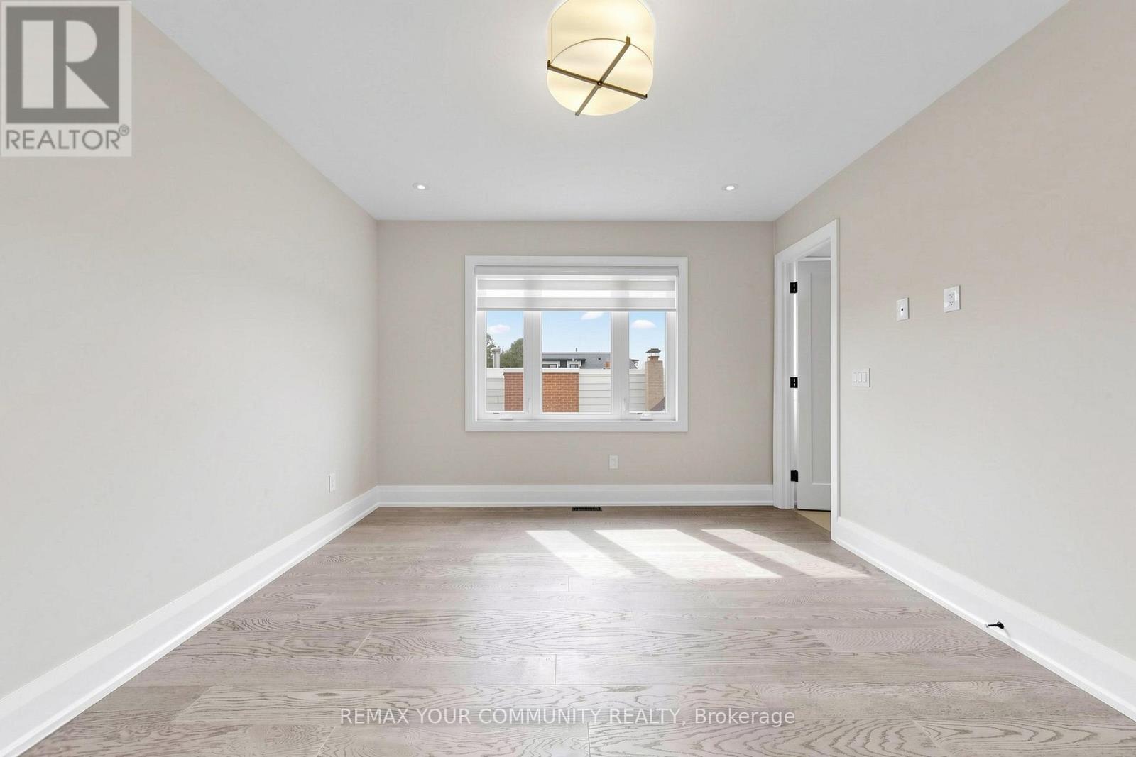 97 Ranee Avenue, Toronto (Englemount-Lawrence), Ontario  M6A 1N1 - Photo 28 - C13010992