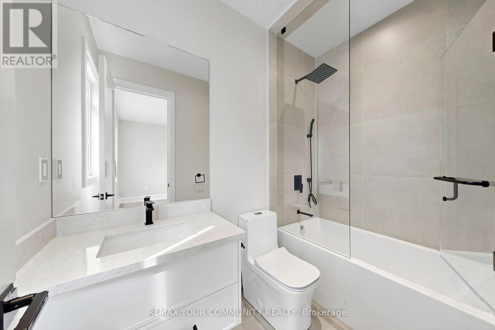 97 Ranee Avenue, Toronto (Englemount-Lawrence), Ontario  M6A 1N1 - Photo 30 - C13010992