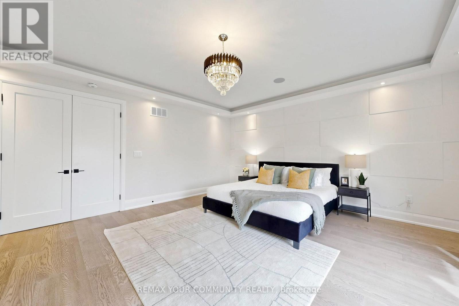 97 Ranee Avenue, Toronto (Englemount-Lawrence), Ontario  M6A 1N1 - Photo 33 - C13010992