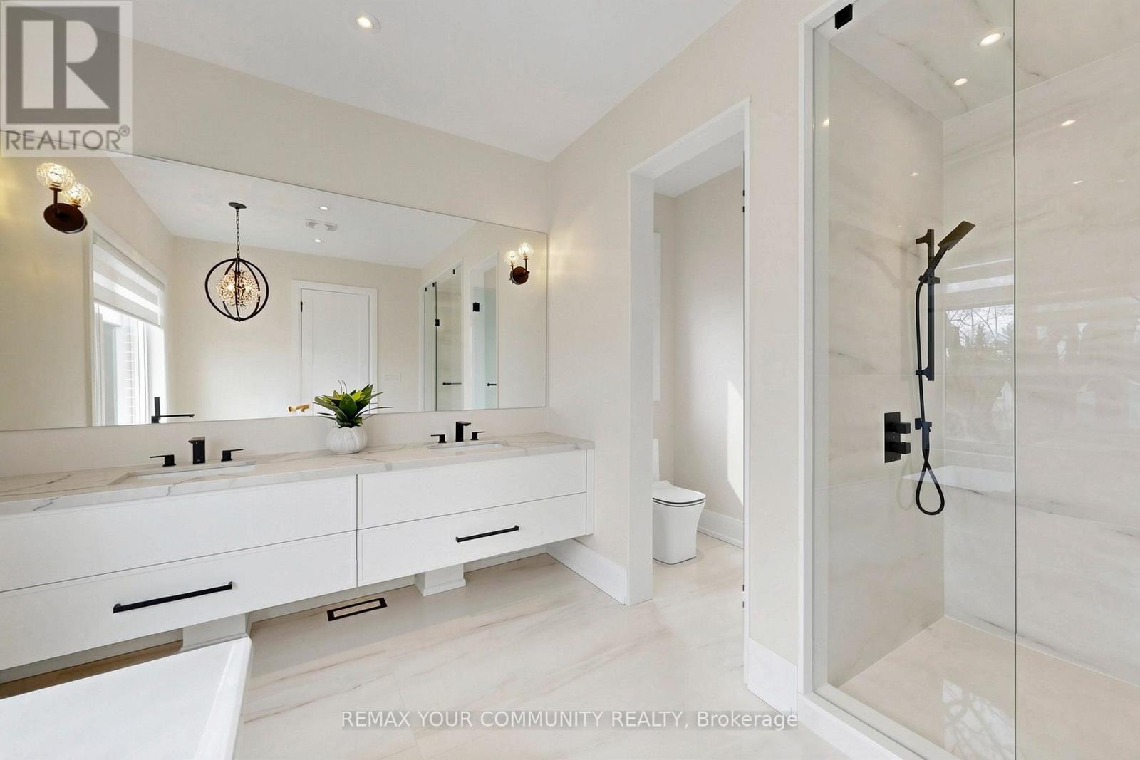 97 Ranee Avenue, Toronto (Englemount-Lawrence), Ontario  M6A 1N1 - Photo 35 - C13010992