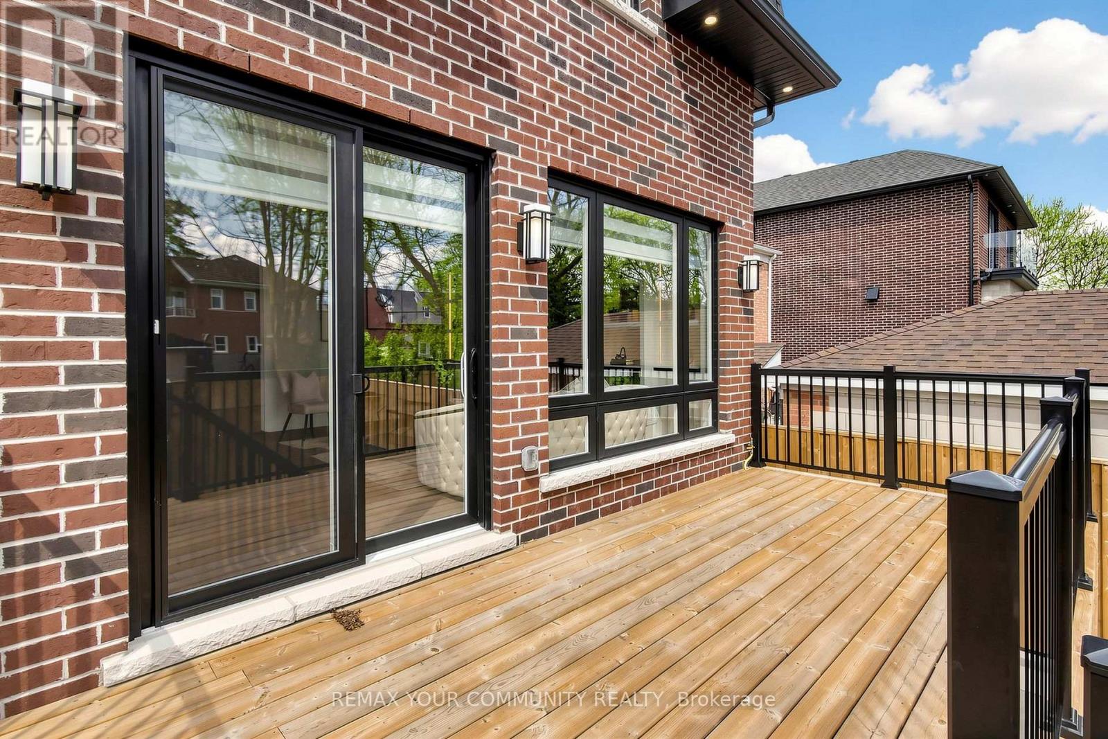 97 Ranee Avenue, Toronto (Englemount-Lawrence), Ontario  M6A 1N1 - Photo 48 - C13010992