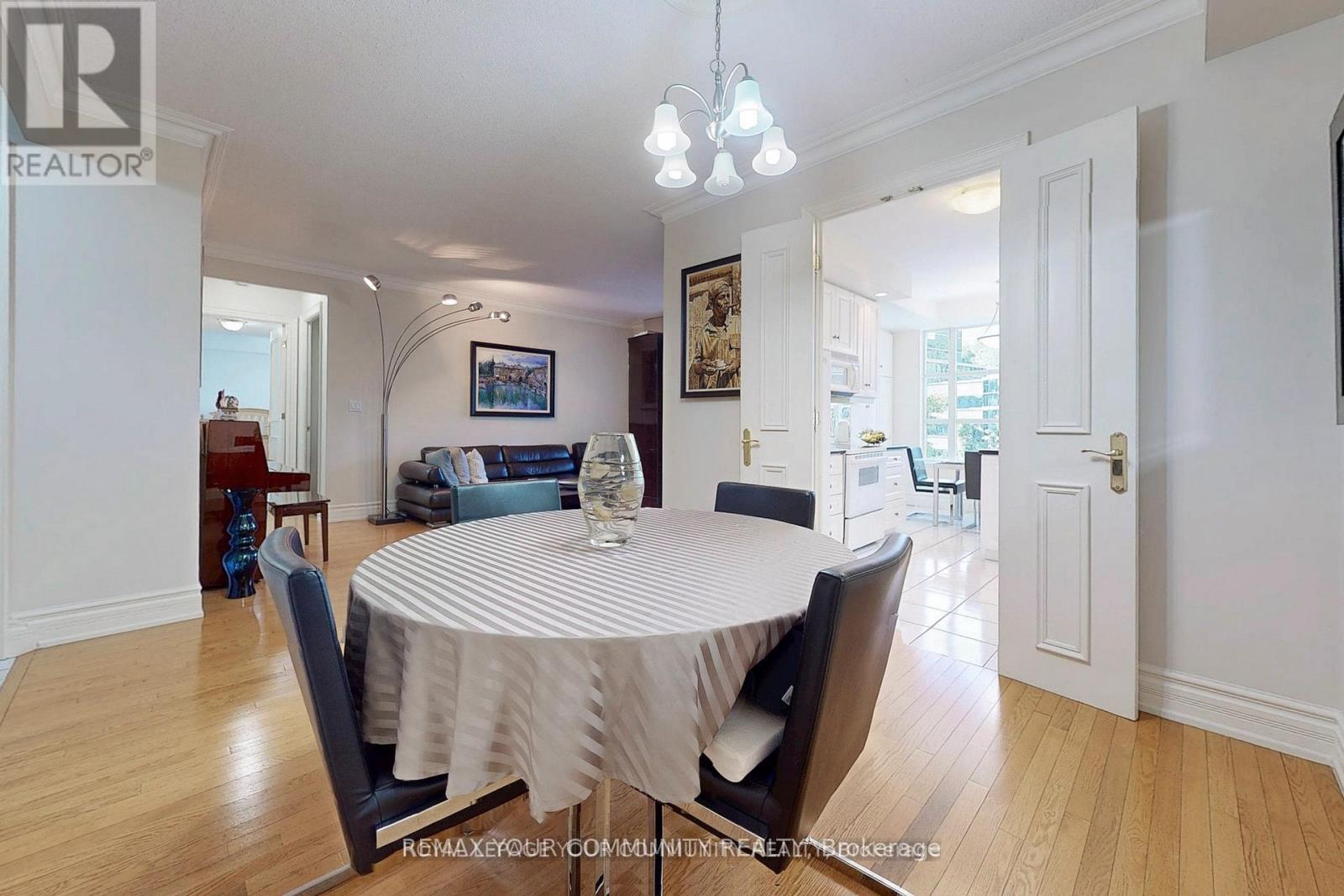 410 - 10 Old York Mills Road, Toronto, Ontario  M2P 2G9 - Photo 13 - C13011002