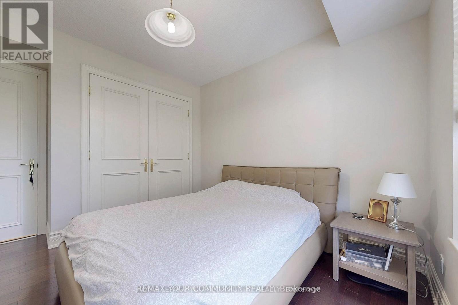 410 - 10 Old York Mills Road, Toronto, Ontario  M2P 2G9 - Photo 25 - C13011002