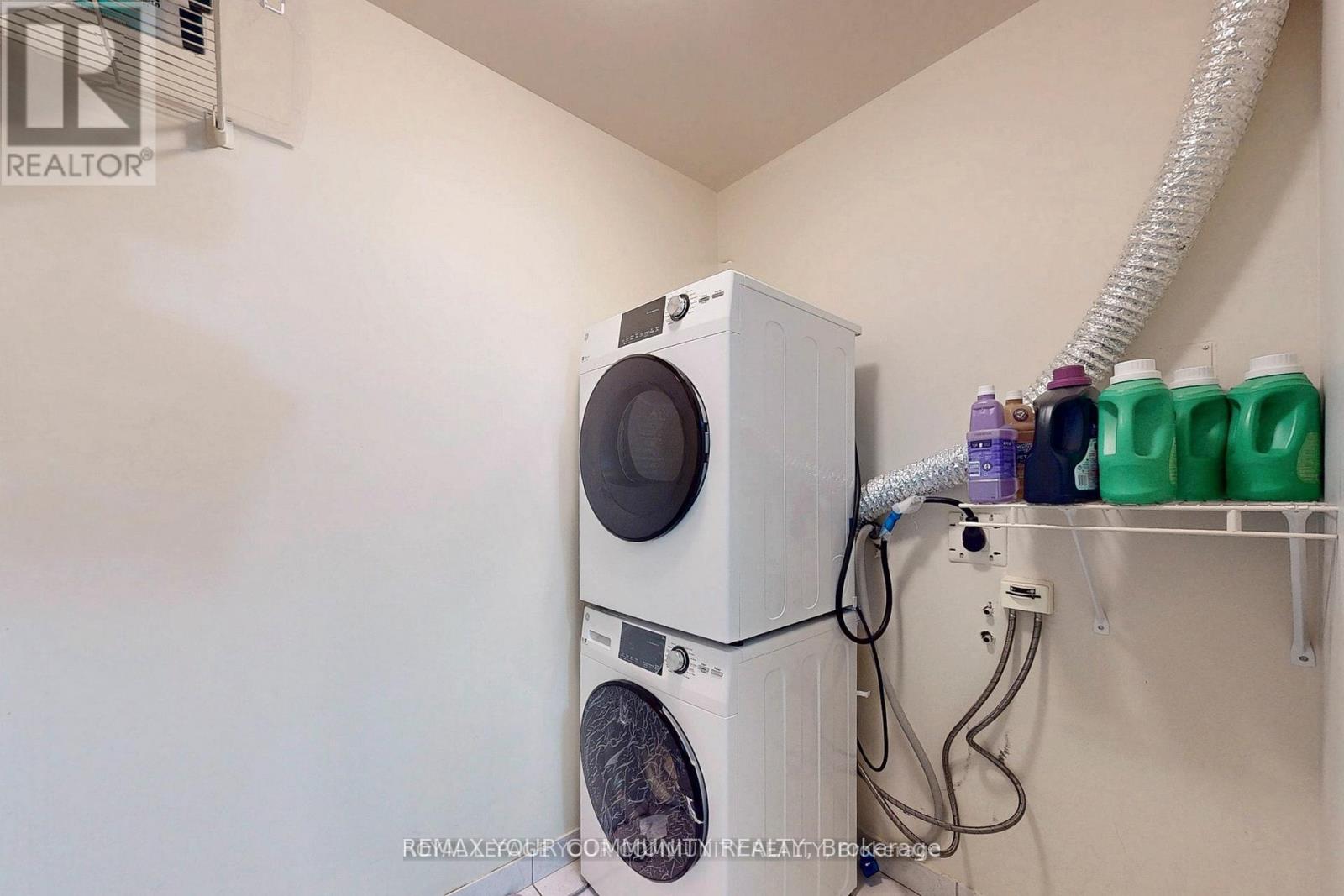 410 - 10 Old York Mills Road, Toronto, Ontario  M2P 2G9 - Photo 32 - C13011002